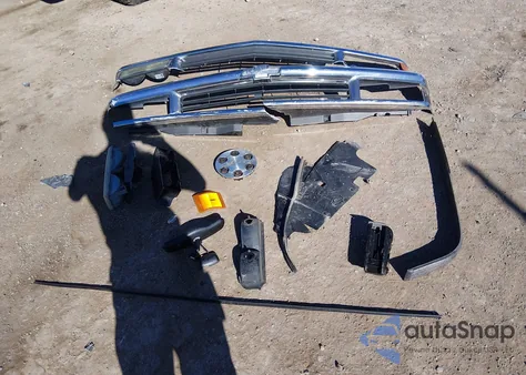 1997 Chevrolet Tahoe from USA, damaged, VIN 3GNEK18R4VG149594